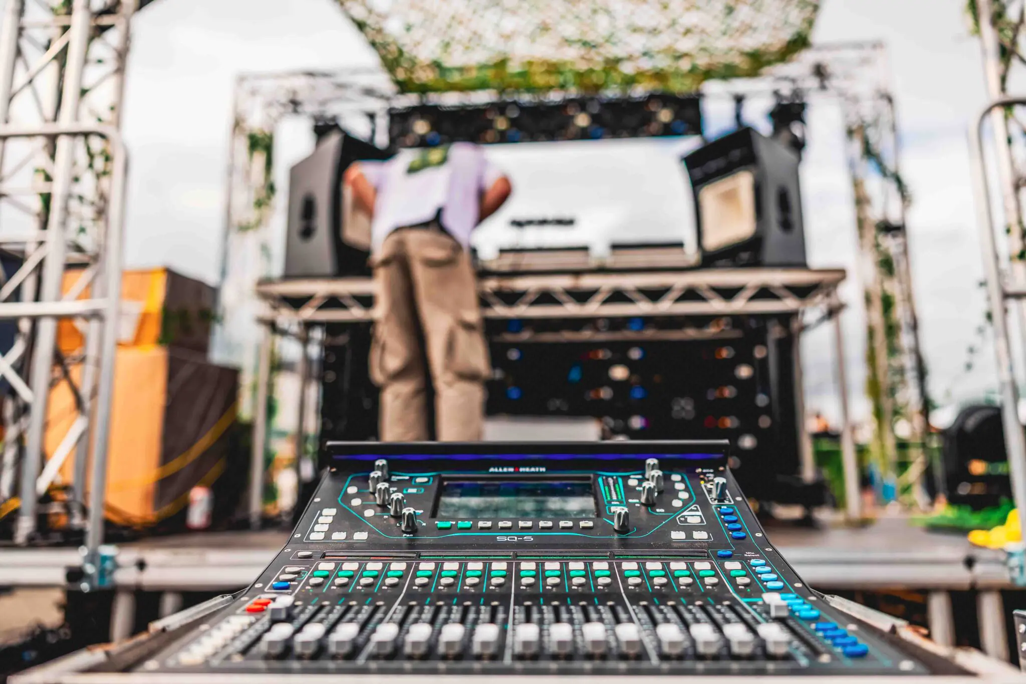 Mixing desk for a event